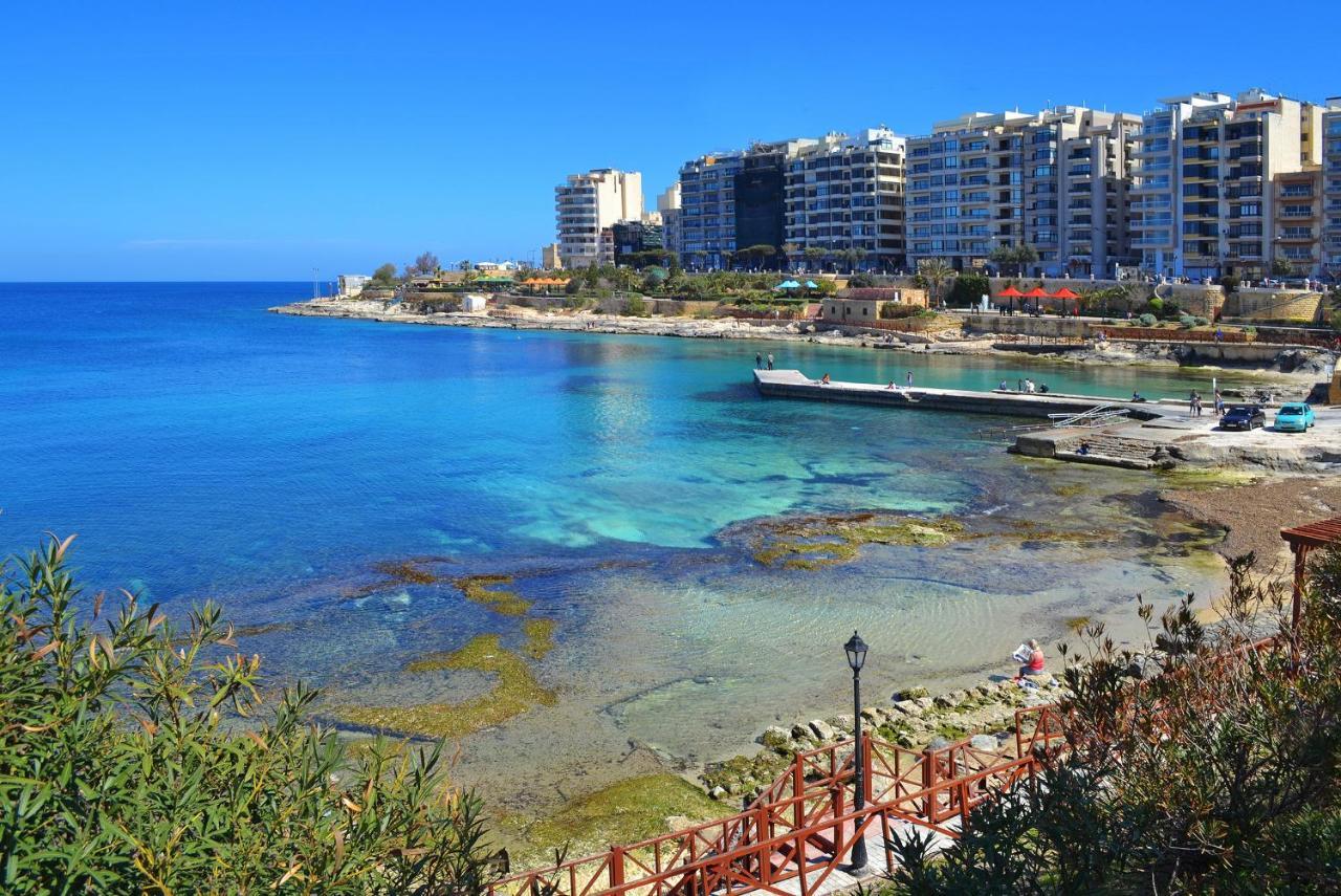 Modern Seaview Apartment In A Prime Location Σλιέμα Εξωτερικό φωτογραφία