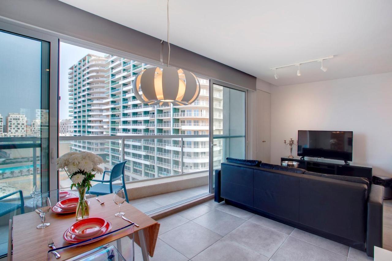 Modern Seaview Apartment In A Prime Location Σλιέμα Εξωτερικό φωτογραφία