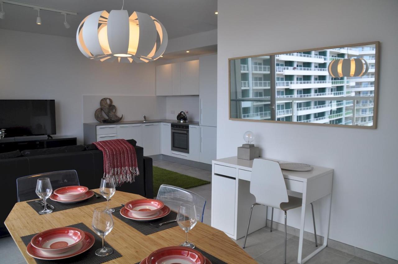 Modern Seaview Apartment In A Prime Location Σλιέμα Εξωτερικό φωτογραφία